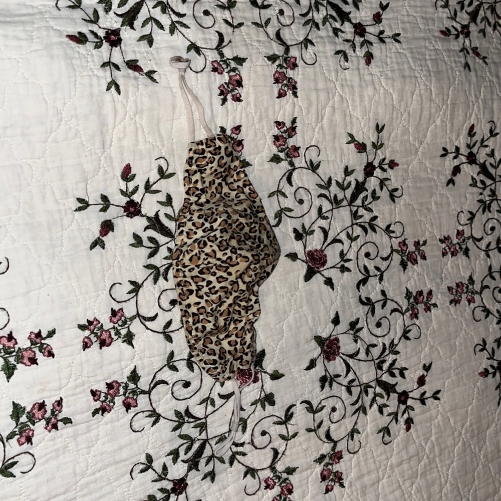 Reusable cheetah print mask